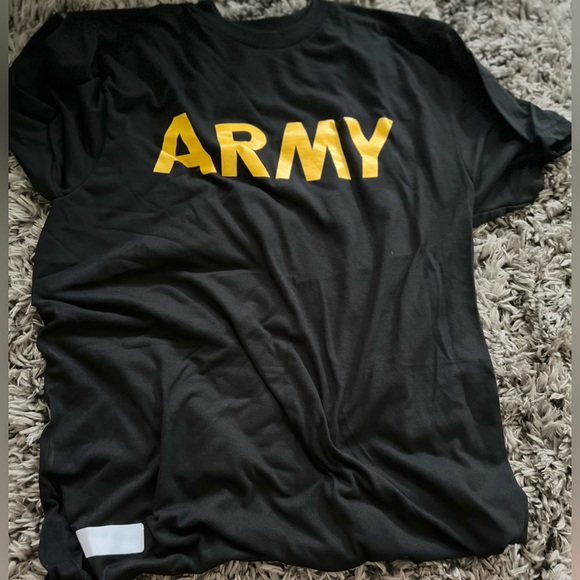 COPY - Official Army Physical Fitness Uniform - Picture 4 of 5